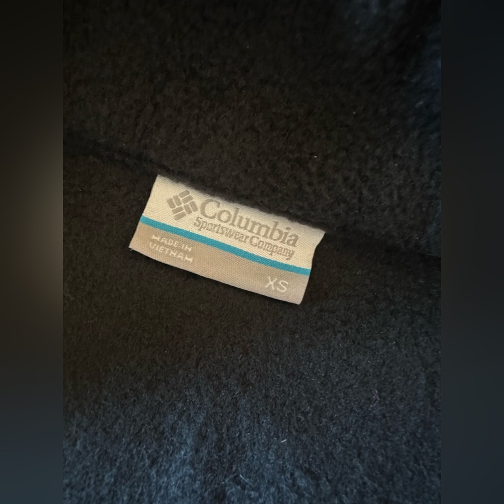 Women’s Columbia Black Fleece Pullover - quarter snap - XS - Picture 7 of 10